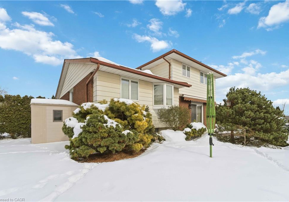 5048-stenzel-court-beamsville-ontario-40803577