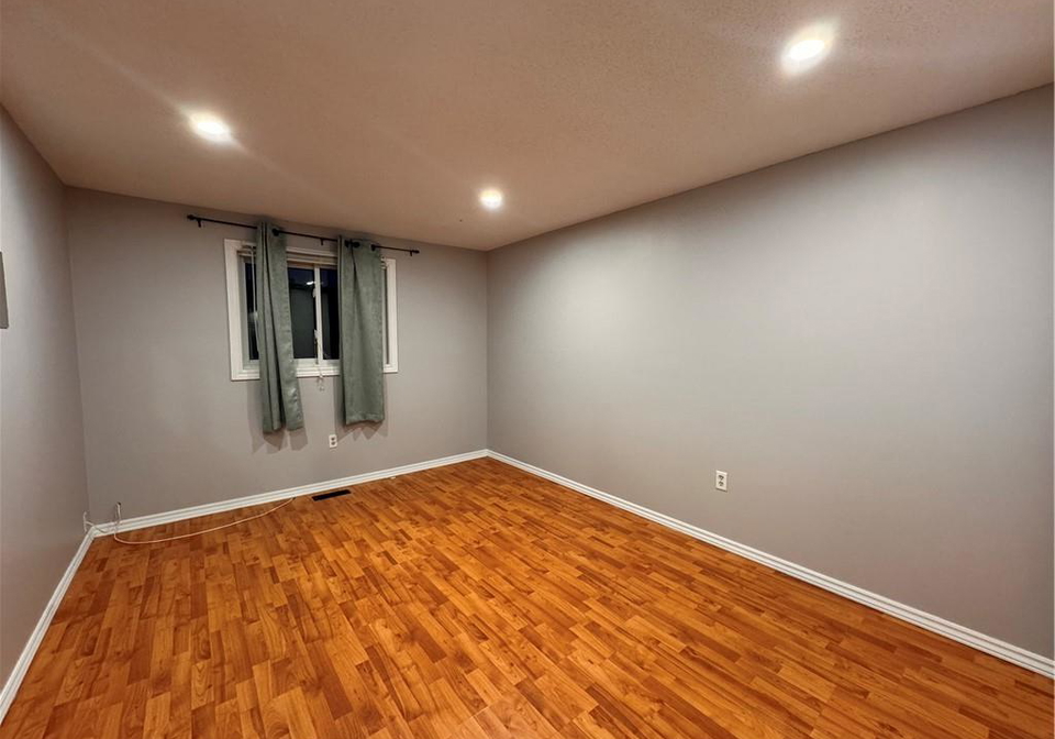 133-sekura-crescent-cambridge-ontario-40803585