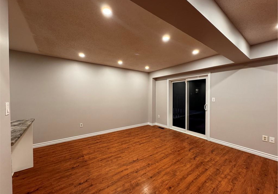 133-sekura-crescent-cambridge-ontario-40803585