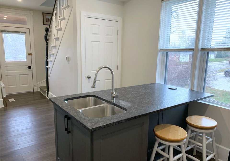 182-cooper-street-cambridge-ontario-40803588