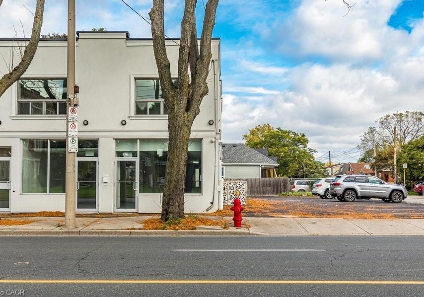 1327-main-street-e-hamilton-ontario-40803598