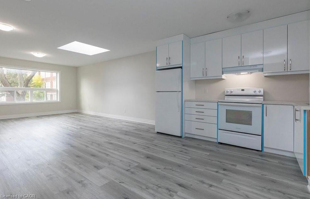 1327-main-street-e-hamilton-ontario-40803613