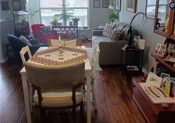 8-huron-street-lindsay-ontario-40803625