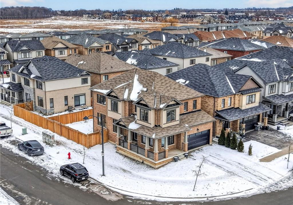 47-pagebrook-crescent-stoney-creek-ontario-40803629