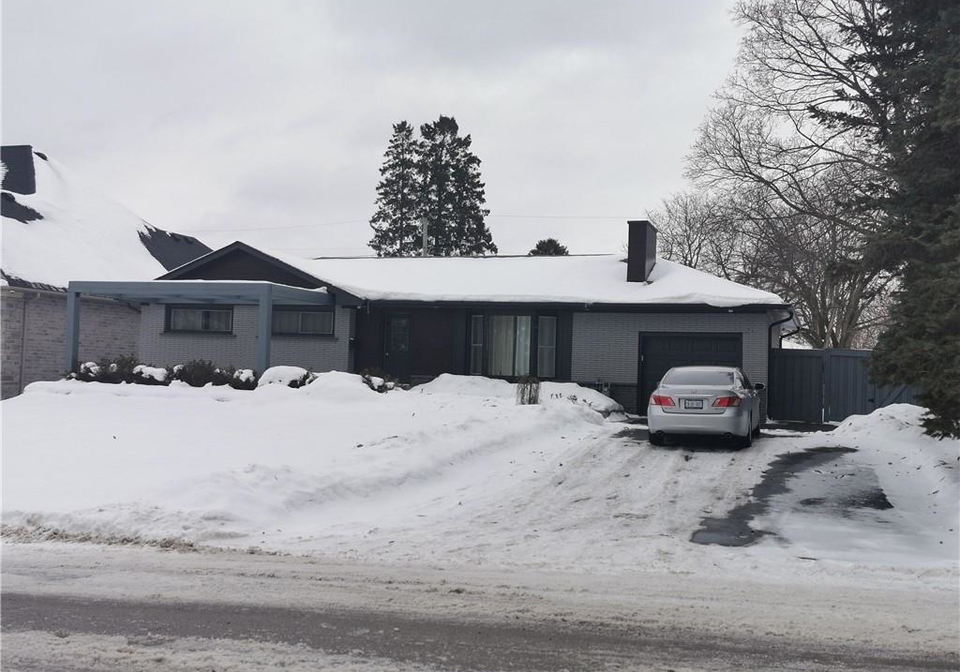 650-iroquois-avenue-ancaster-ontario-40803667