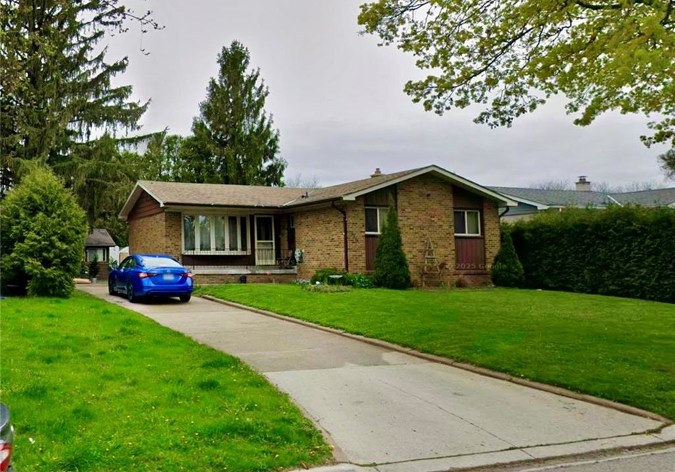 5487-eaton-avenue-burlington-ontario-40803686