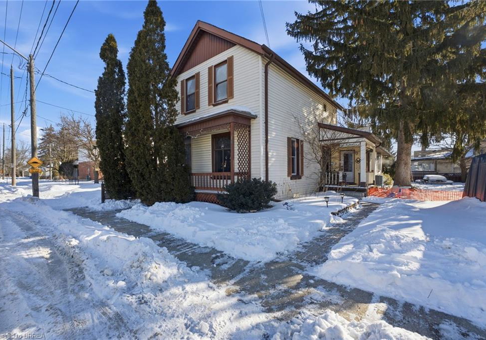 187-sydenham-street-brantford-ontario-40803706