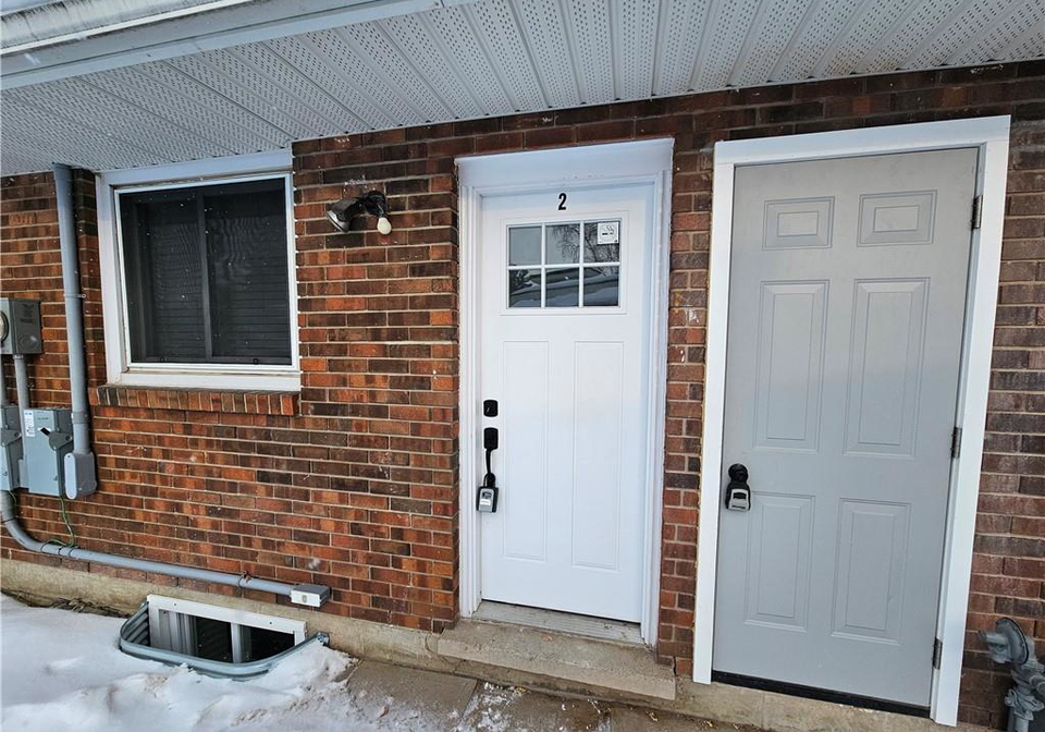 102-calmcrest-drive-kitchener-ontario-40803714