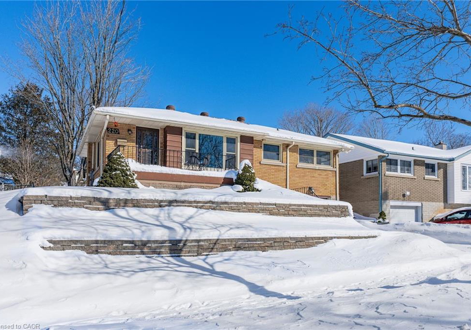 220-clark-avenue-kitchener-ontario-40803720