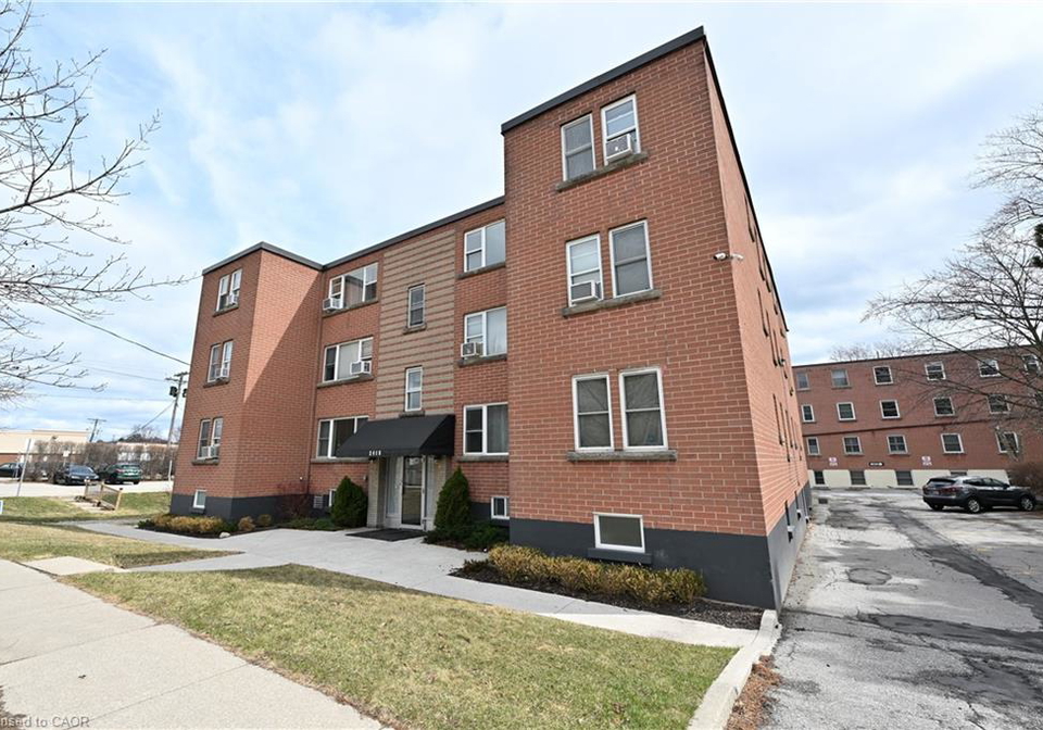 2418-new-street-burlington-ontario-40803721
