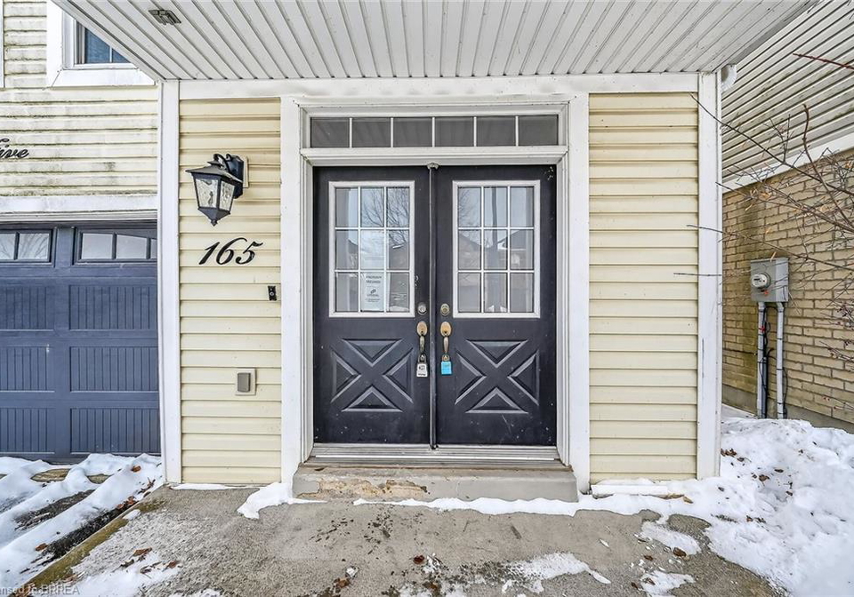 165-voyager-pass-binbrook-ontario-40803762