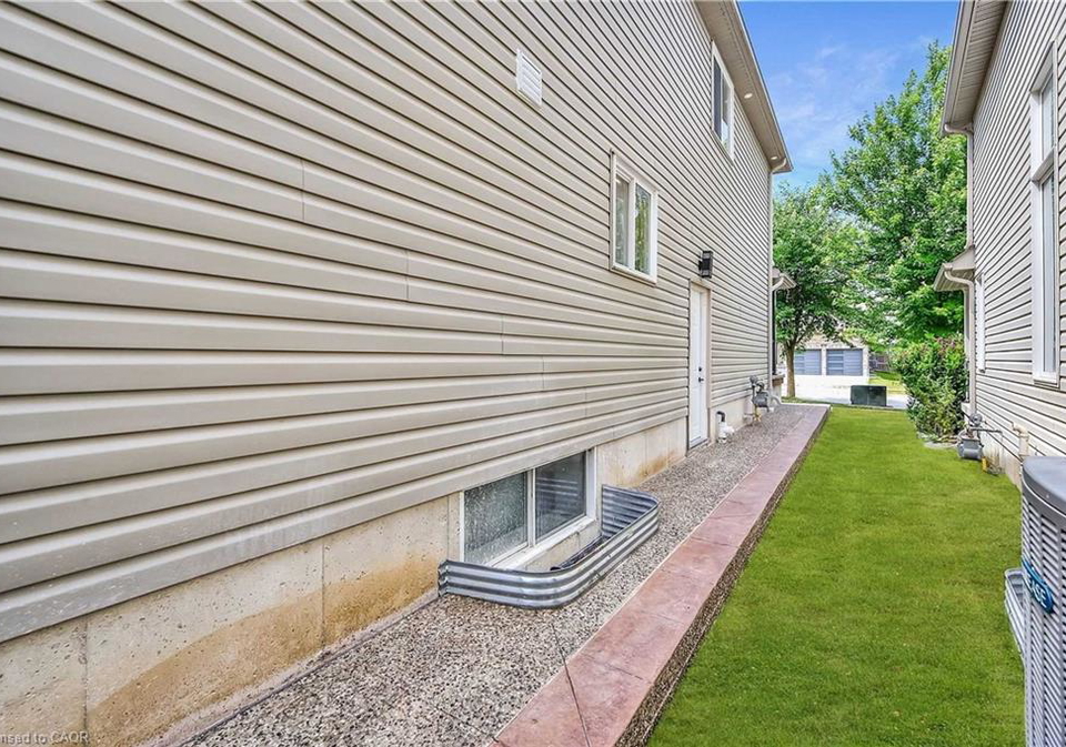 608-woolgrass-avenue-waterloo-ontario-40803771