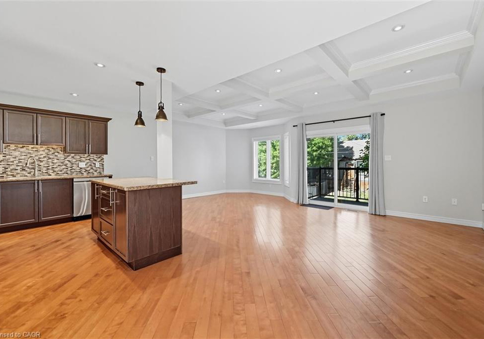 88-wood-street-e-hamilton-ontario-40803797