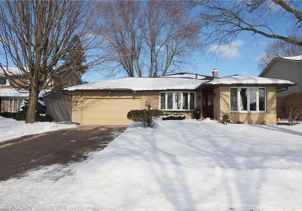 727-riverside-drive-cambridge-ontario-40803809