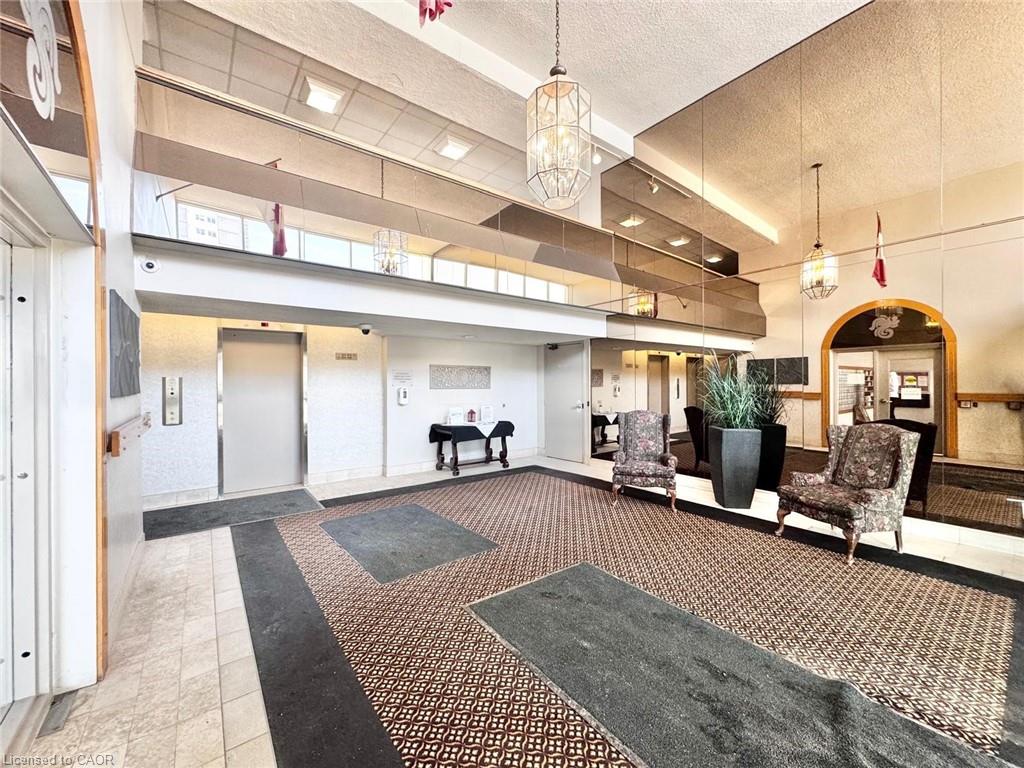 375-king-street-n-waterloo-ontario-40803819