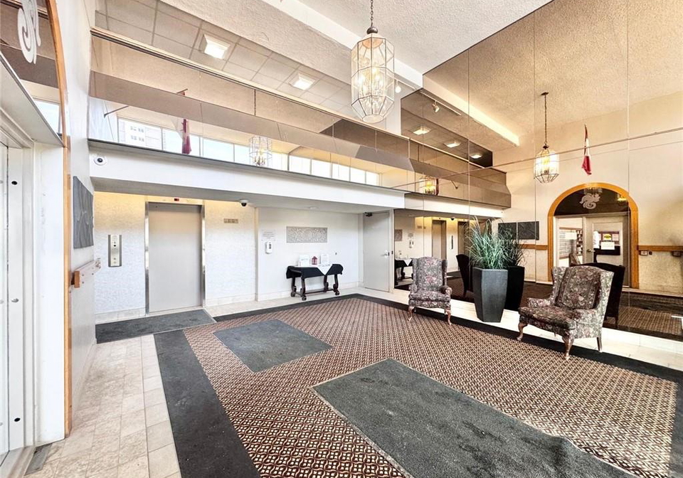 375-king-street-n-waterloo-ontario-40803819
