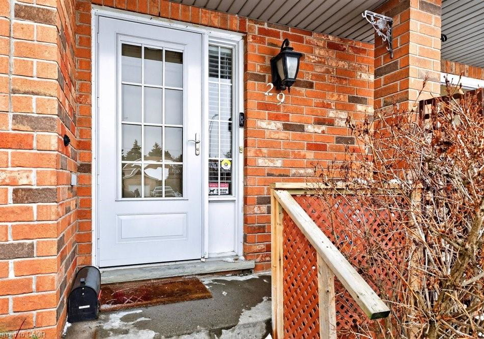 10-cadham-boulevard-hamilton-ontario-40803826