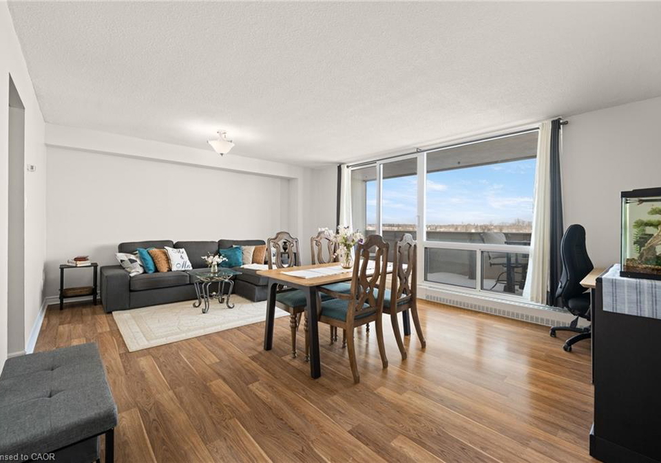 225-harvard-place-waterloo-ontario-40803866