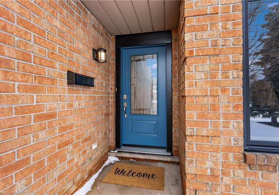 243-highview-drive-kitchener-ontario-40803880
