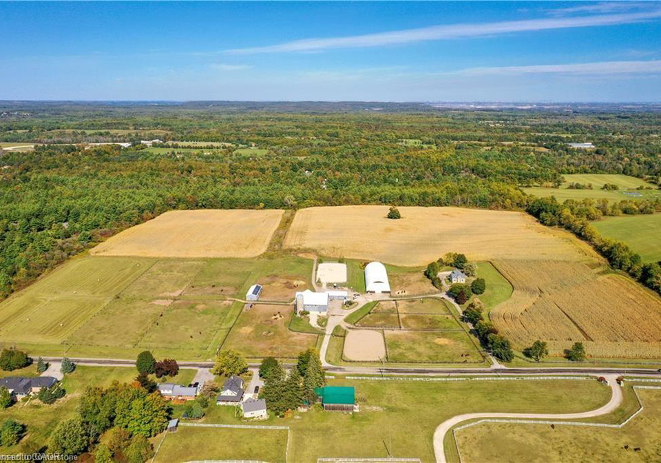 1748-centre-road-flamborough-ontario-40803909