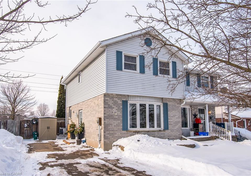 34-sacha-road-cambridge-ontario-40803936