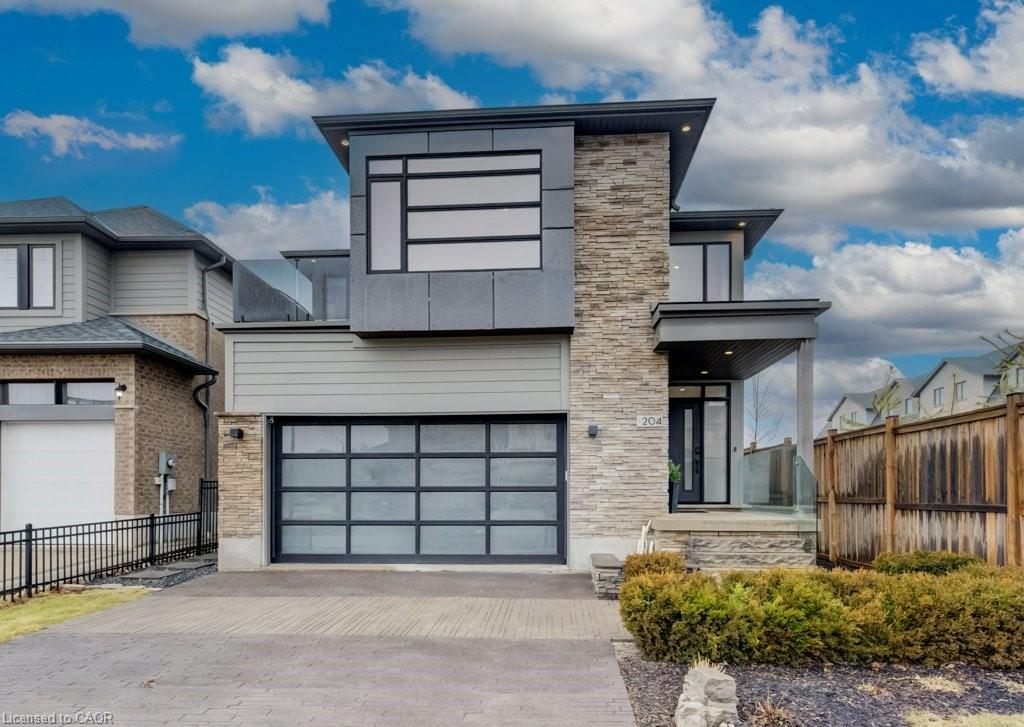 204-carriage-way-waterloo-ontario-40803937