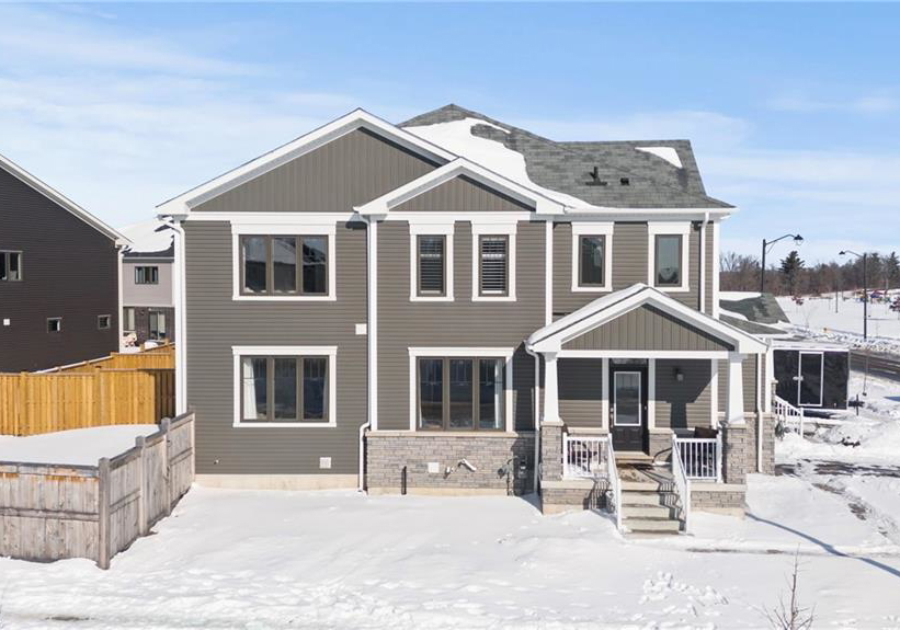 170-whithorn-crescent-caledonia-ontario-40803976