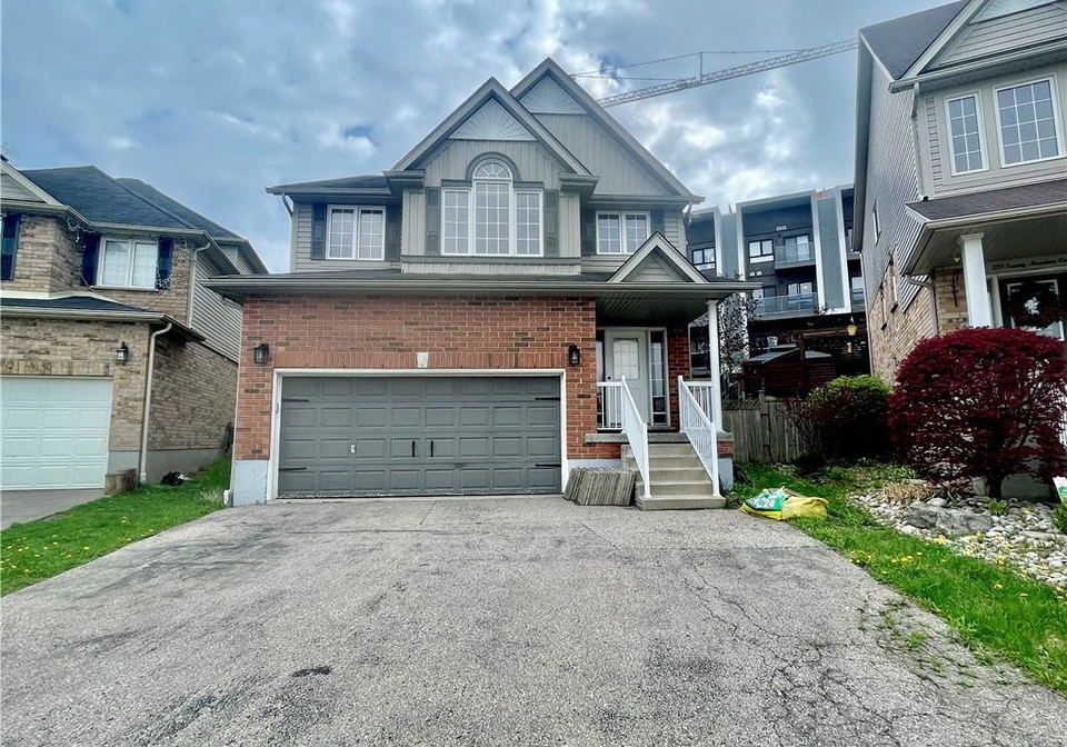 229-sunny-meadow-court-kitchener-ontario-40804086