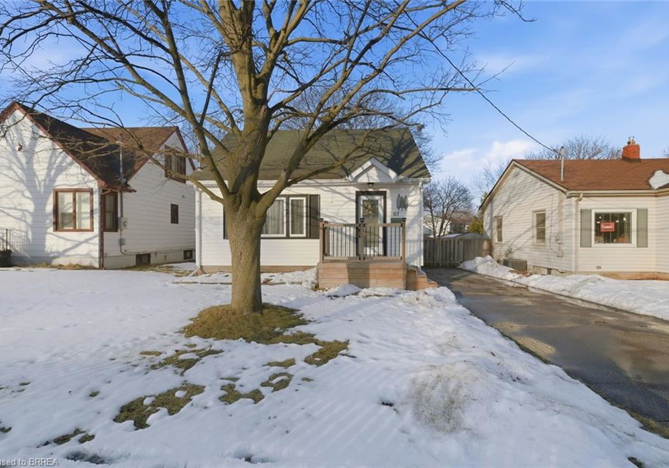 67-wood-street-brantford-ontario-40804118