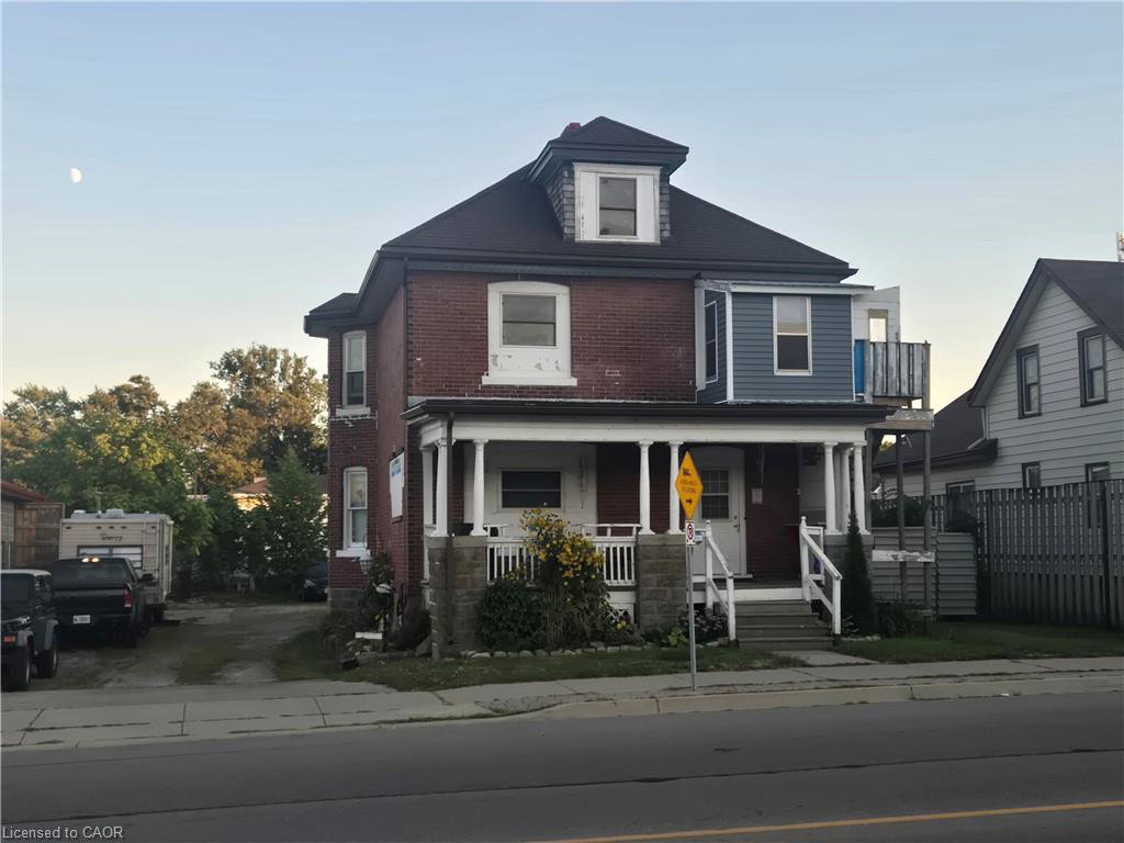13-talbot-street-e-cayuga-ontario-40804128