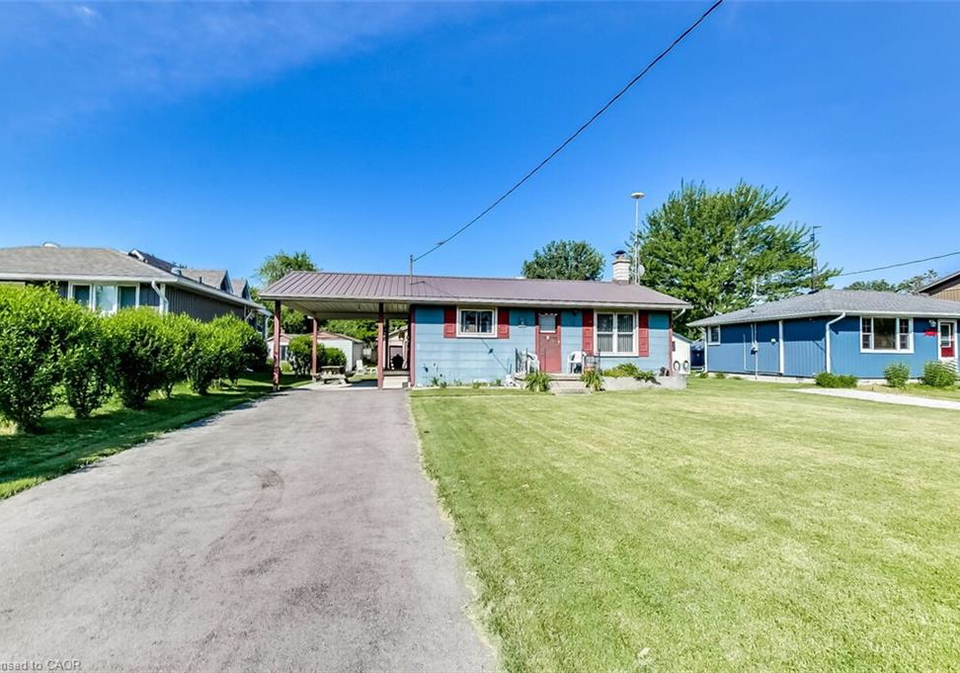12-willow-avenue-long-point-ontario-40804173