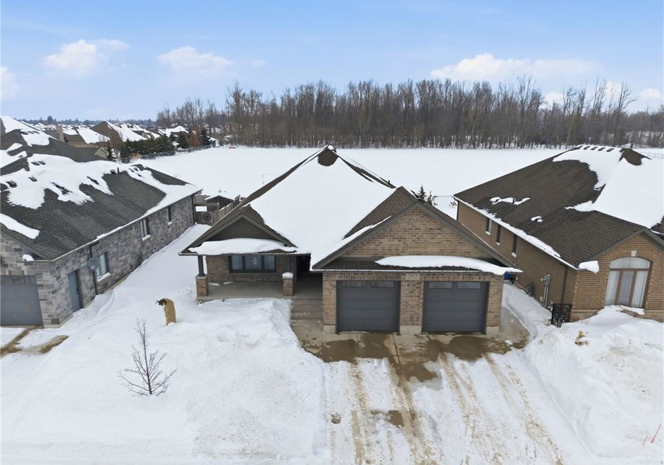 525-krotz-street-e-listowel-ontario-40804240