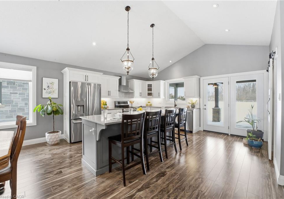 525-krotz-street-e-listowel-ontario-40804240