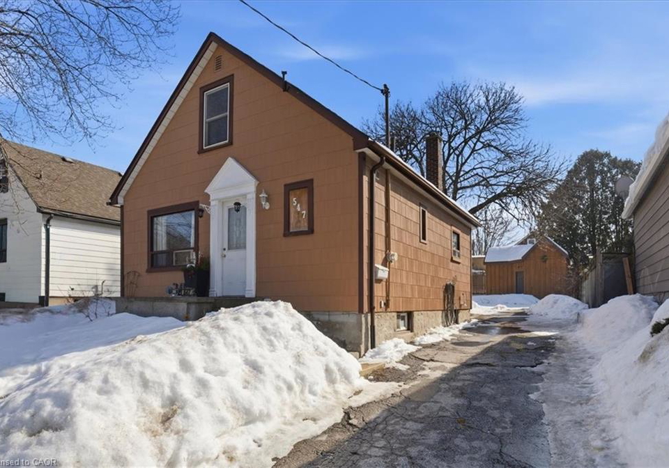 547-wellington-street-n-kitchener-ontario-40804246