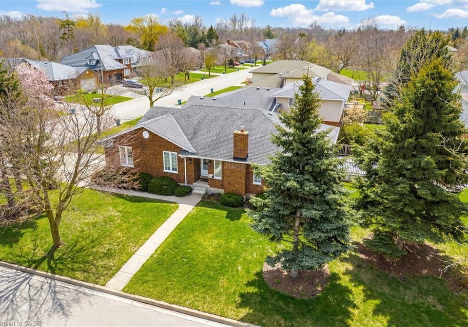 556-stanwood-crescent-waterloo-ontario-40804253