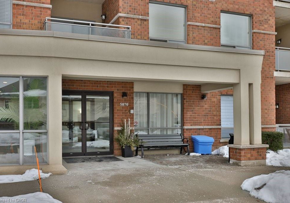 5070-fariview-street-burlington-ontario-40804361