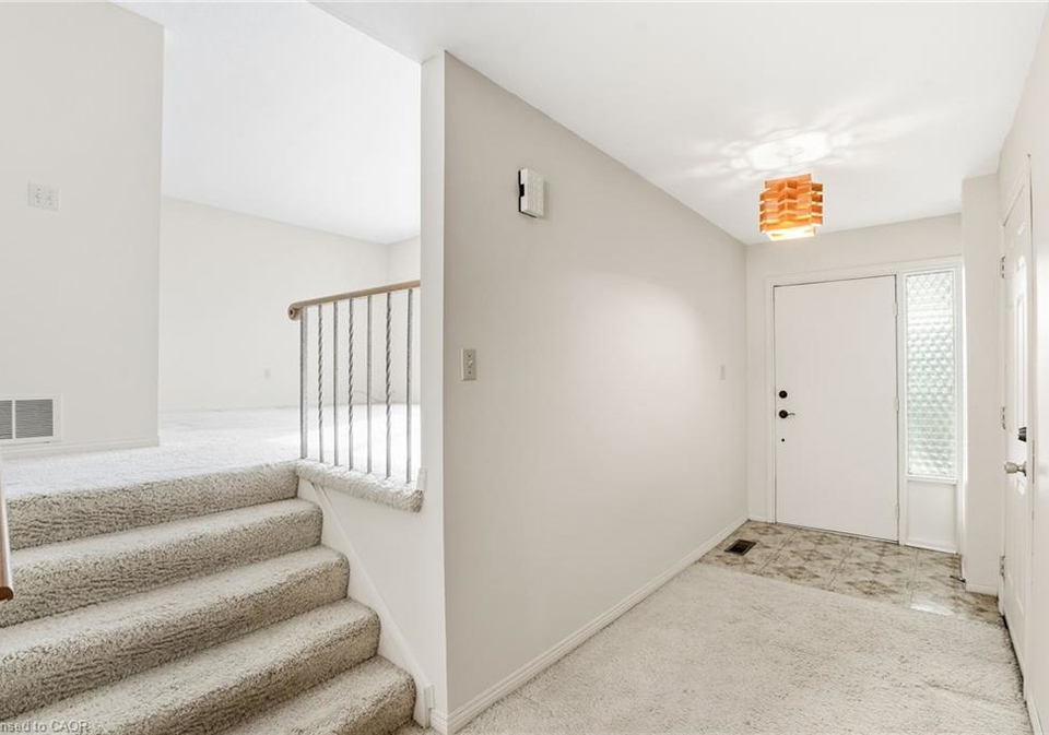 81-highland-park-drive-dundas-ontario-40804376