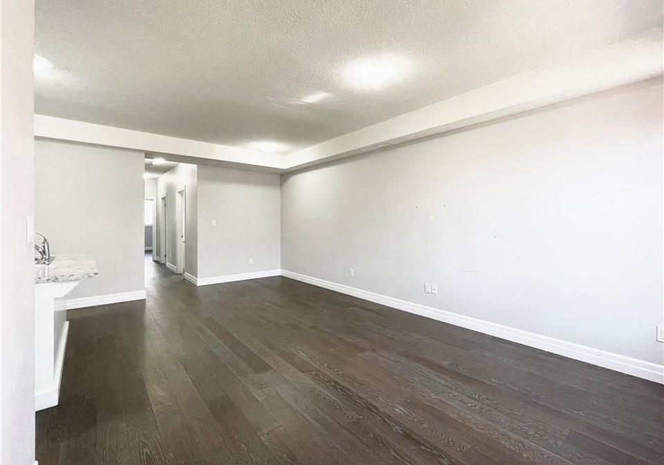 44-fourth-avenue-kitchener-ontario-40804377