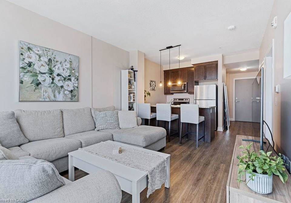 16-concord-place-grimsby-ontario-40804421