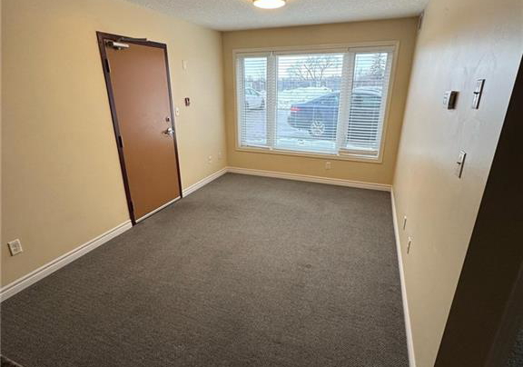 103-courtland-avenue-e-kitchener-ontario-40804430