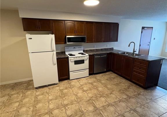 103-courtland-avenue-e-kitchener-ontario-40804430