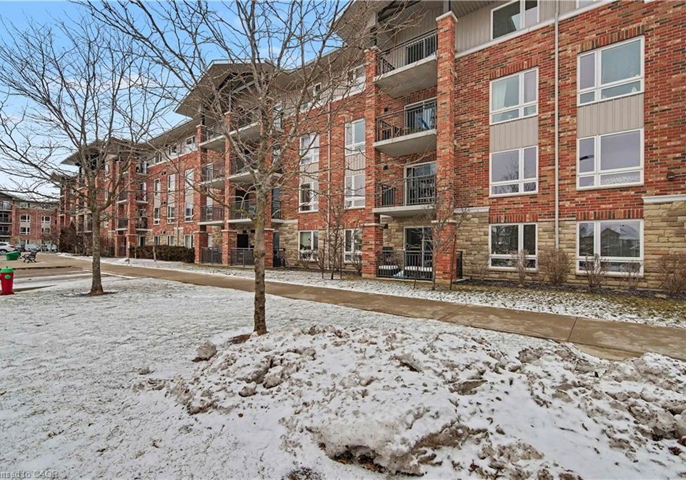 19-waterford-drive-guelph-ontario-40804442