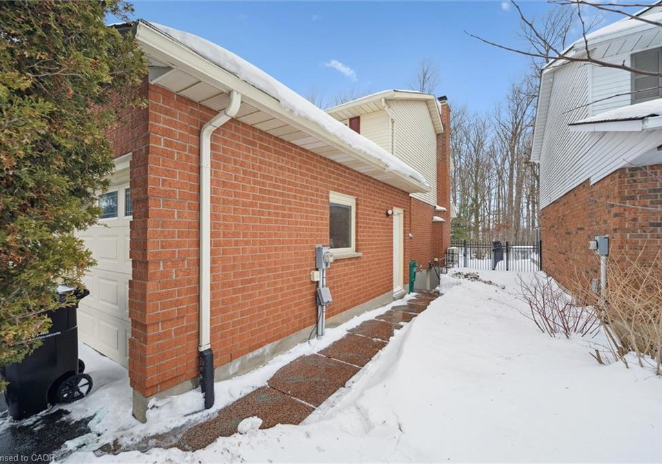 286-auburn-drive-waterloo-ontario-40804459