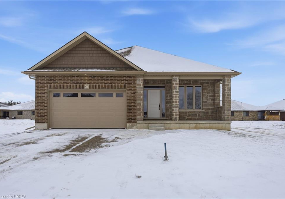 105-vanrooy-trail-waterford-ontario-40804513