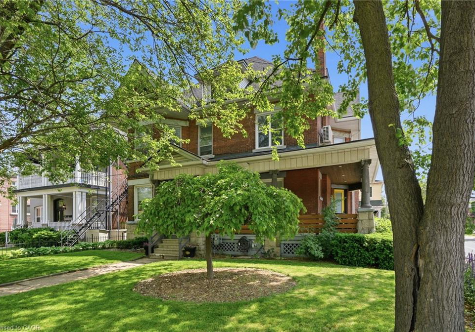147-emerald-street-s-hamilton-ontario-40804548