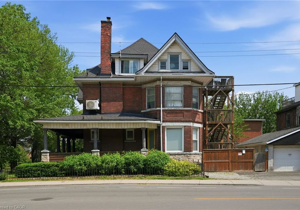 147-emerald-street-s-hamilton-ontario-40804548