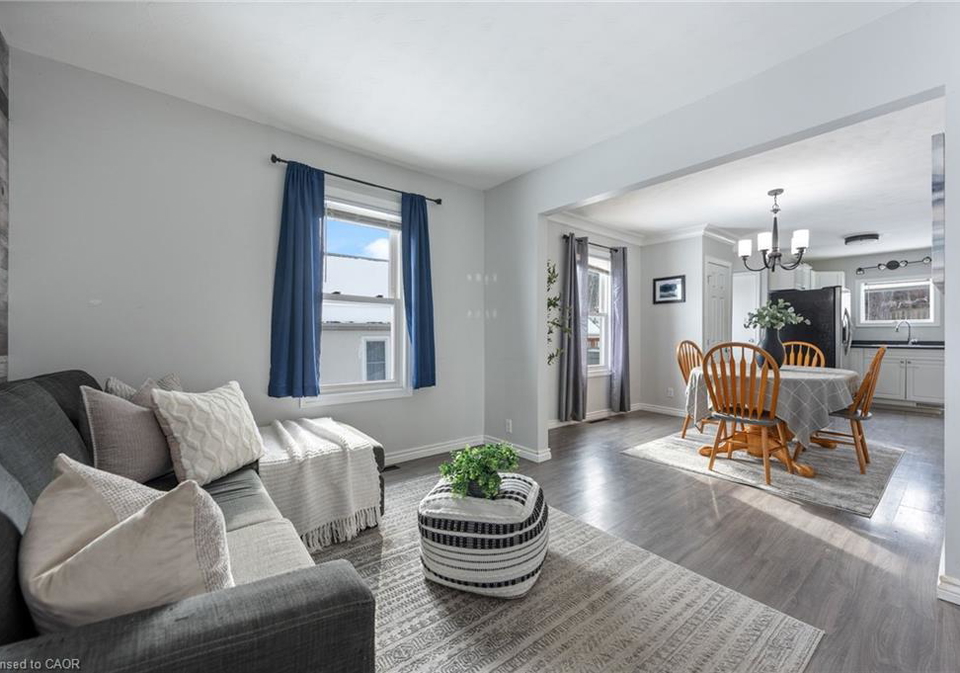 166-queen-street-s-simcoe-ontario-40804569