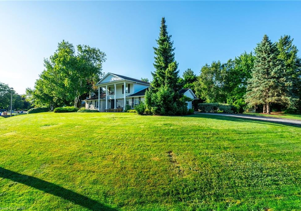 1-acredale-drive-carlisle-ontario-40804586