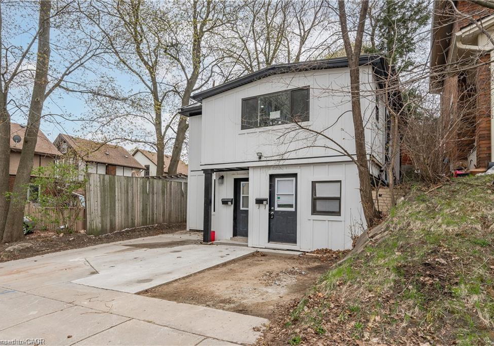 57-chestnut-street-kitchener-ontario-40804609