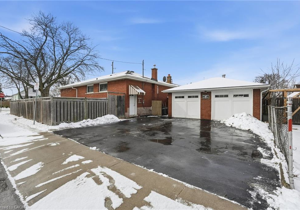 319-vansitmart-avenue-hamilton-ontario-40804617